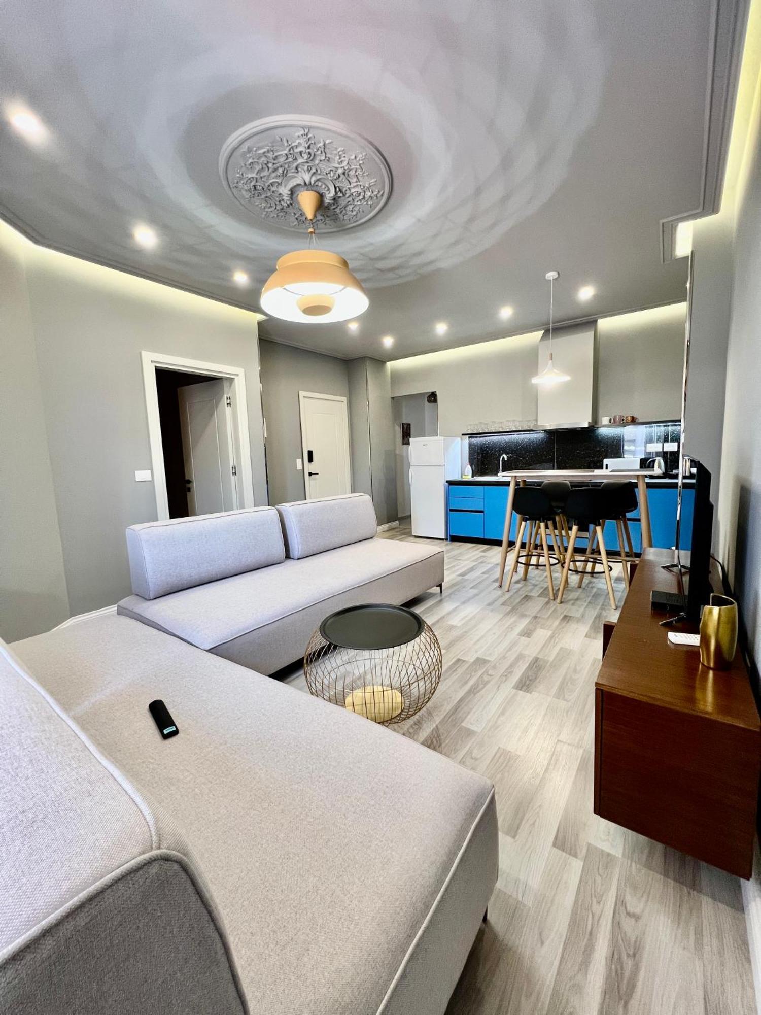 Spiranca Luxury Suites Tirana Exterior photo