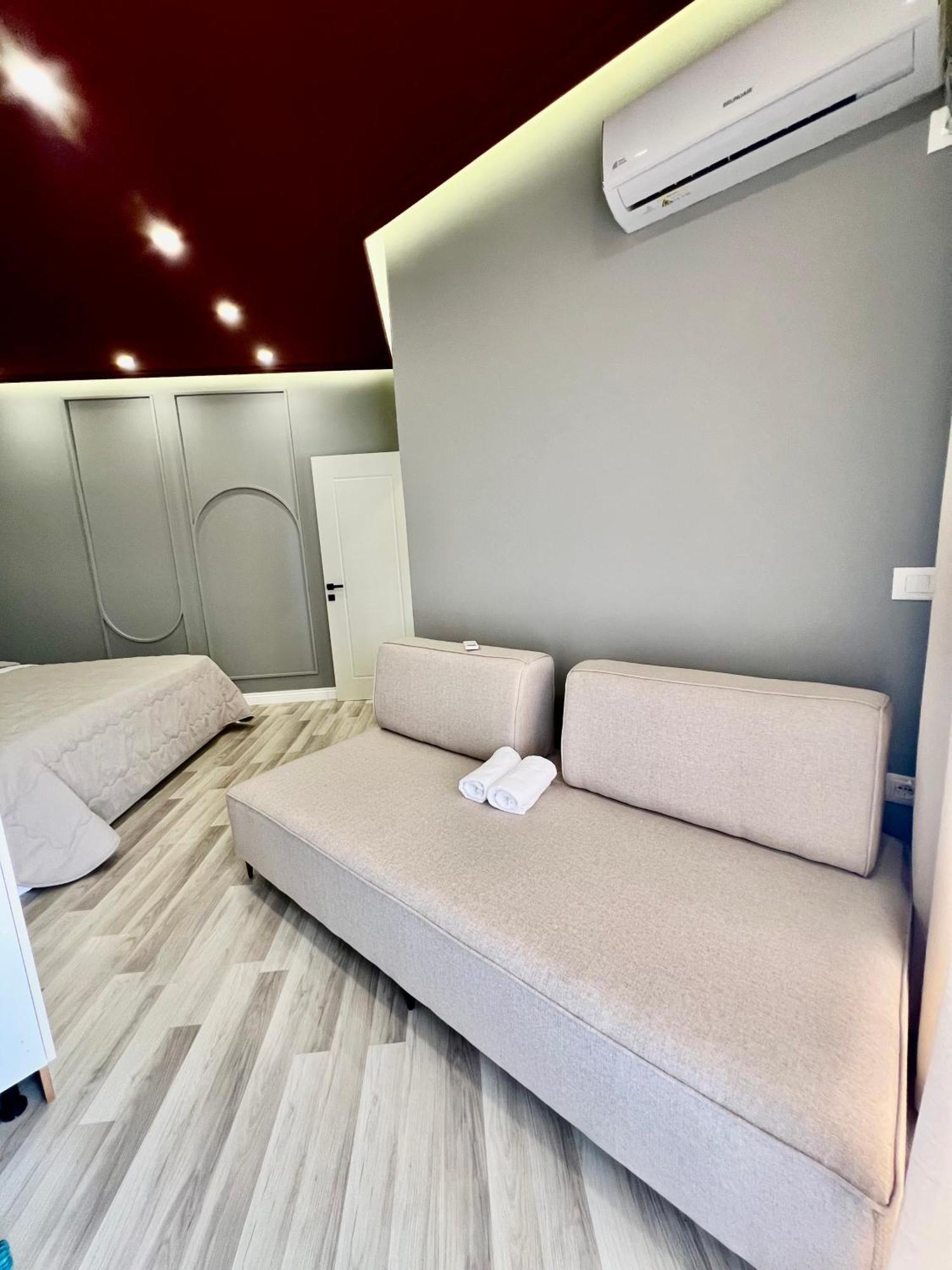Spiranca Luxury Suites Tirana Room photo
